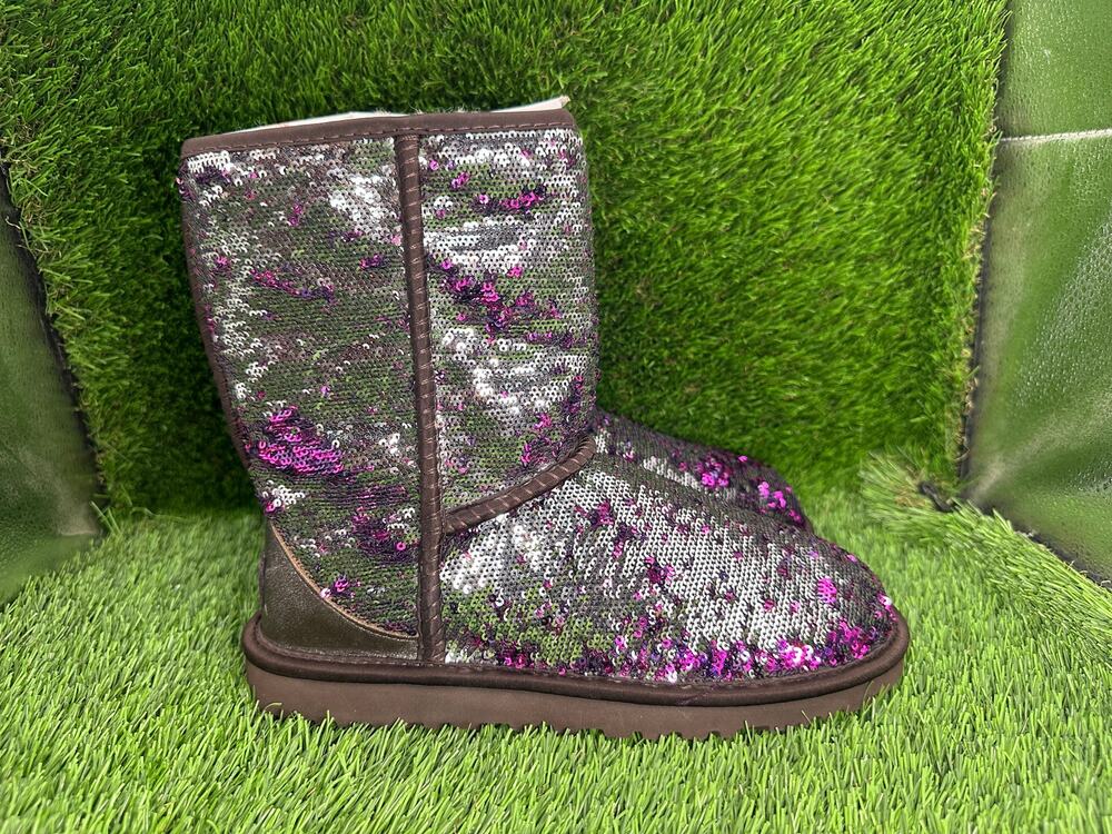 UGG Classic Short 1002978 Snow Boot Women's 6 Purple Sequin Shearling Lined